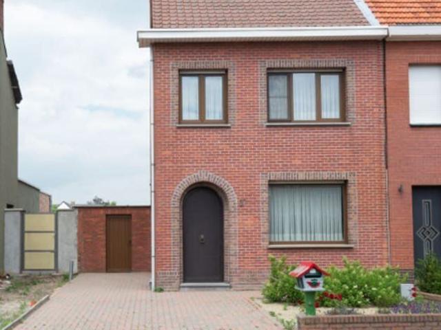 Woning te huur in Zandvliet met tuin en oprit