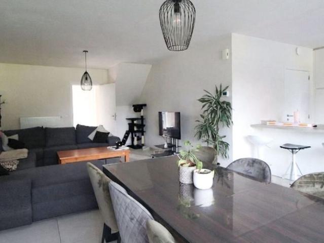 Woning te huur in Zonnebeke voor € 895 met 3 slaapkamers