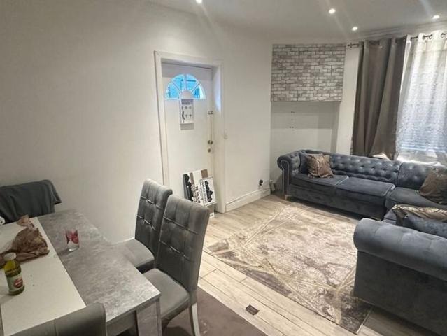 Woning te huur in Aalst voor € 795 met 3 slaapkamers