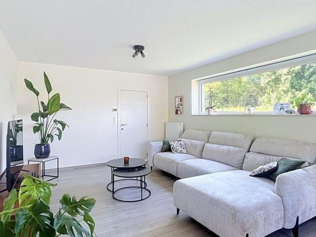 Woning te huur in Adegem voor € 1.150 met 3 slaapkamers