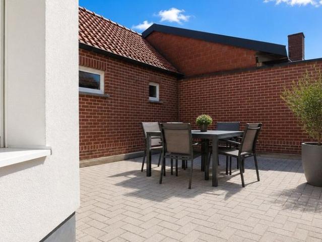 Woning te huur in Adegem voor € 1.150 met 3 slaapkamers