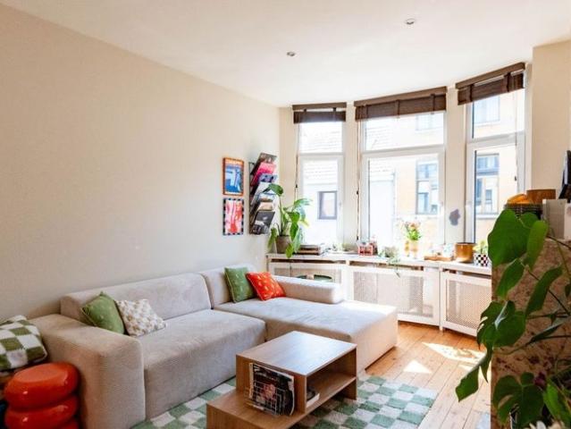 Woning te huur in Antwerpen voor € 1.675 met 3 slaapkamers