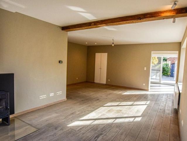 Woning te huur in Assebroek voor € 1.300 met 2 slaapkamers