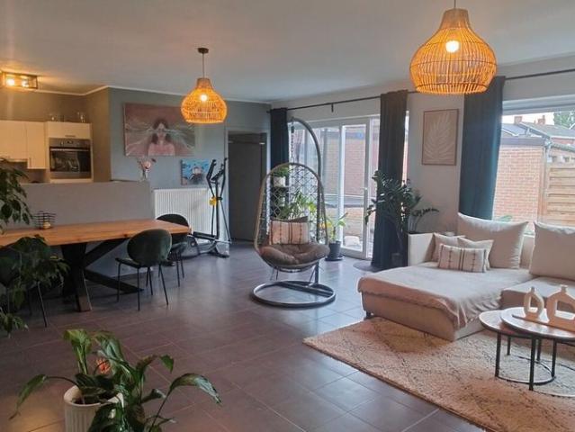 Woning te huur in Ardooie voor € 850 met 2 slaapkamers