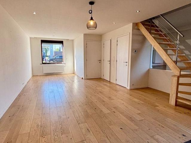 Woning te huur in Ardooie voor € 815 met 2 slaapkamers