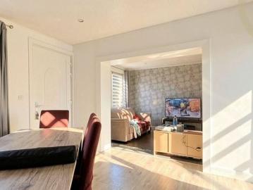 Woning te huur in Auvelais voor € 970 met 2 slaapkamers
