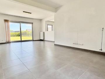 Woning te huur in Avelgem voor € 990 met 3 slaapkamers