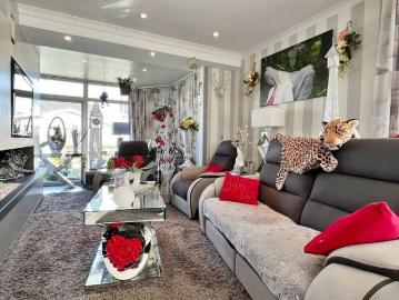 Woning te huur in Beselare voor € 900 met 4 slaapkamers