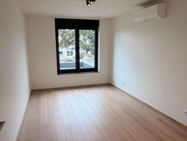 Woning te huur in Boechout voor € 1.700 met 3 slaapkamers