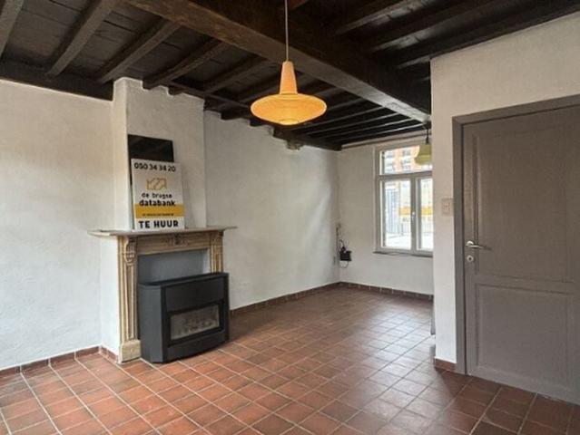 Woning te huur in Brugge voor € 850 met 2 slaapkamers