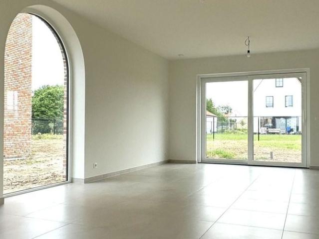 Woning te huur in Deinze voor € 1.295 met 3 slaapkamers