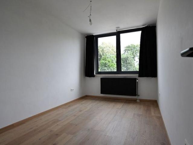 Woning te huur in Eeklo voor € 900 met 2 slaapkamers