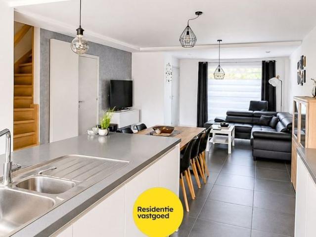 Woning te huur in Gistel voor € 1.035 met 3 slaapkamers