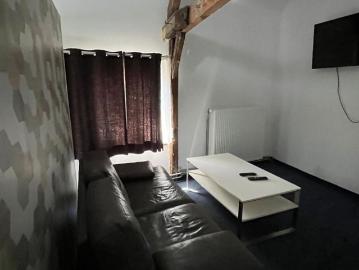 Woning te huur in Hamme voor € 2.500 met 7 slaapkamers