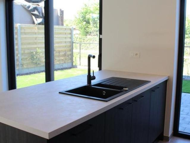 Woning te huur in Hallaar voor € 1.550 met 5 slaapkamers