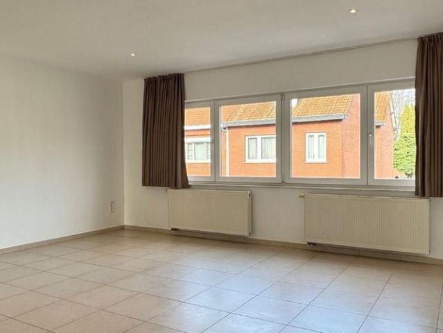 Woning te huur in Hasselt voor € 1.275 met 3 slaapkamers