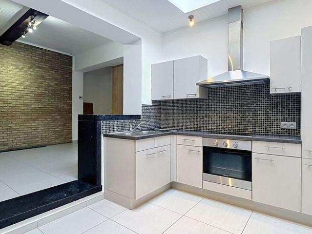 Woning te huur in Havré voor € 850 met 3 slaapkamers