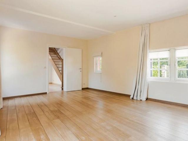 Woning te huur in Hoeilaart voor € 2.100 met 3 slaapkamers