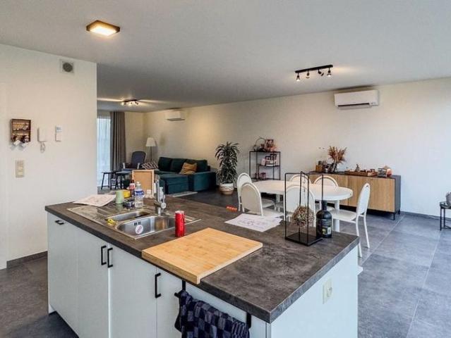 Woning te huur in Houthulst voor € 900 met 3 slaapkamers