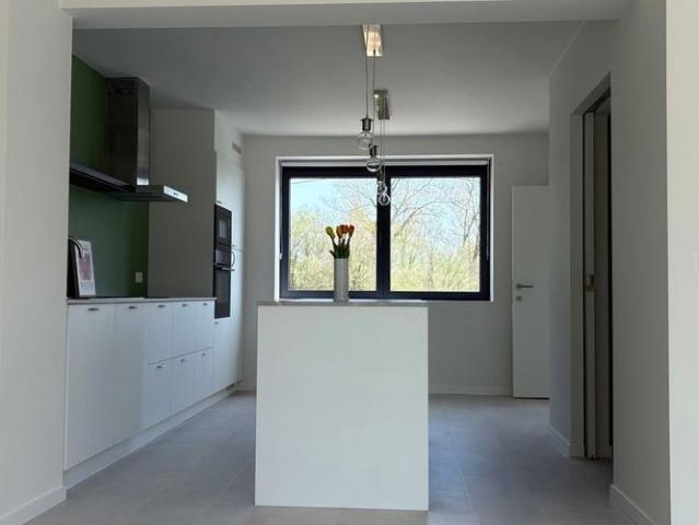 Woning te huur in Huldenberg voor € 1.850 met 3 slaapkamers