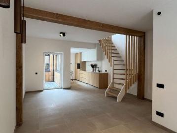 Woning te huur in Ieper voor € 840 met 2 slaapkamers