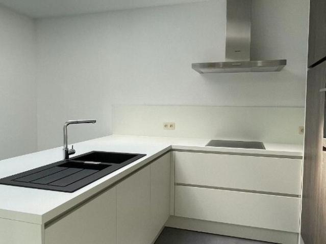 Woning te huur in Ieper voor € 825 met 3 slaapkamers