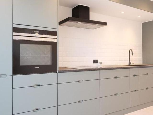 Woning te huur in Izegem voor € 985 met 3 slaapkamers