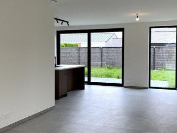Woning te huur in Izegem voor € 1.250 met 3 slaapkamers