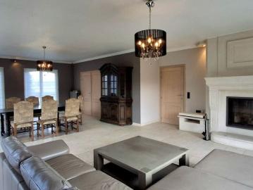 Woning te huur in Kanegem voor € 1.300 met 4 slaapkamers
