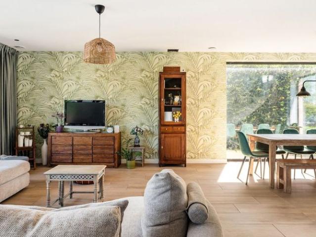 Woning te huur in Kalmthout voor € 2.750 met 4 slaapkamers