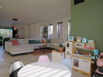 Woning te huur in Kapelle op den Bos voor € 1.950 met 3 slaapkamers