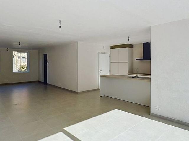Woning te huur in Koekelare voor € 1.195 met 3 slaapkamers