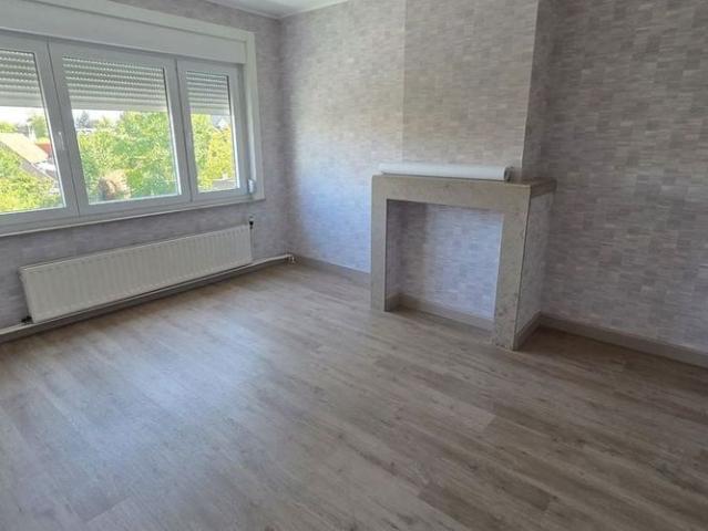 Woning te huur in Kortrijk voor € 1.050 met 3 slaapkamers