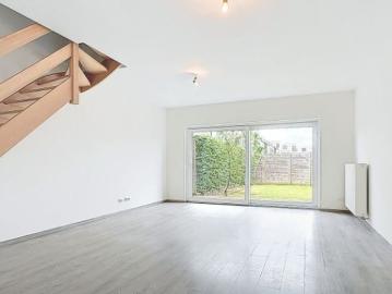 Woning te huur in Kortrijk voor € 985 met 3 slaapkamers