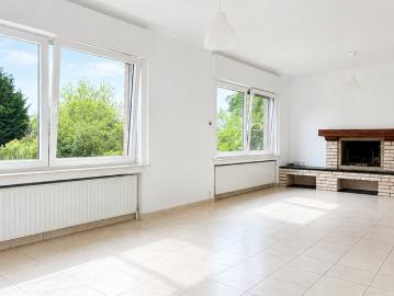 Woning te huur in La Hulpe voor € 1.890 met 4 slaapkamers