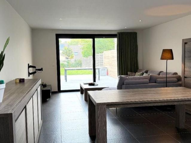 Woning te huur in Lauwe voor € 875 met 2 slaapkamers