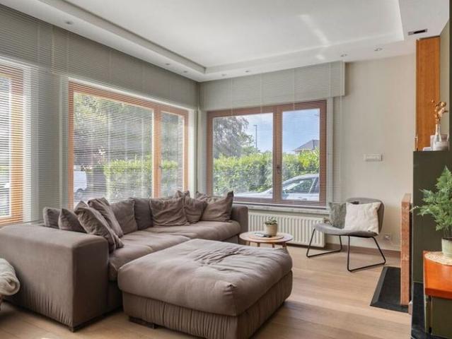 Woning te huur in Ledeberg voor € 1.325 met 4 slaapkamers