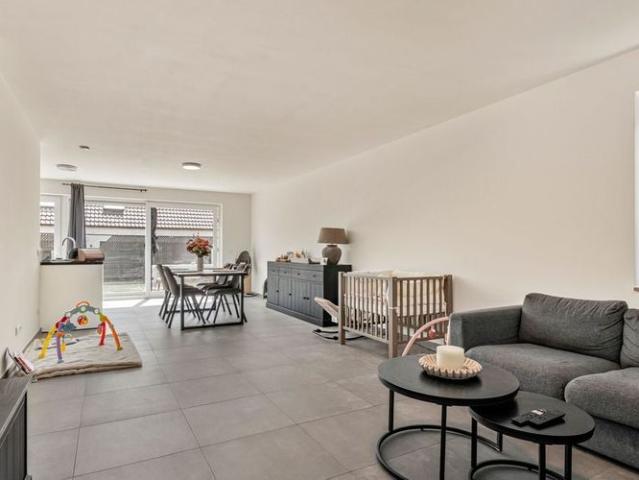 Woning te huur in Ledegem voor € 975 met 4 slaapkamers