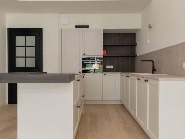 Woning te huur in Leuven voor € 2.200 met 4 slaapkamers