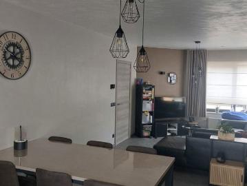 Woning te huur in Lommel voor € 1.300 met 4 slaapkamers
