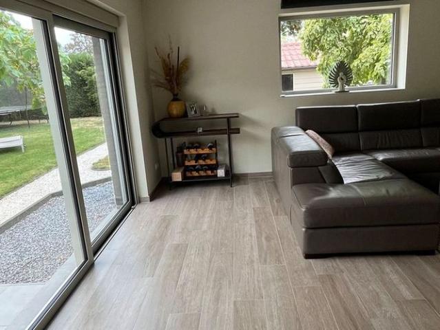 Woning te huur in Lochristi voor € 1.250 met 3 slaapkamers