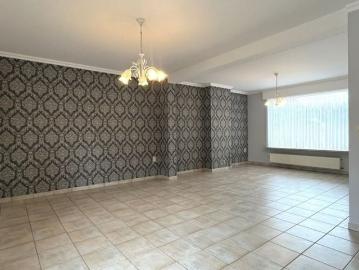 Woning te huur in Moorslede voor € 925 met 4 slaapkamers