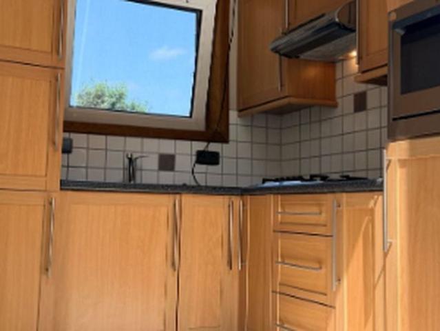 Woning te huur in Moerbeke Waas voor € 900 met 1 slaapkamer