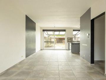Woning te huur in Mol voor € 1.200 met 3 slaapkamers