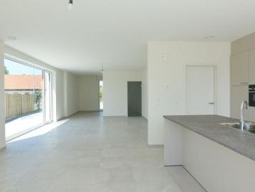 Woning te huur in Neeroeteren voor € 1.700 met 3 slaapkamers