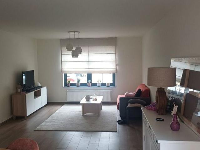 Woning te huur in Neerpelt voor € 1.450 met 3 slaapkamers