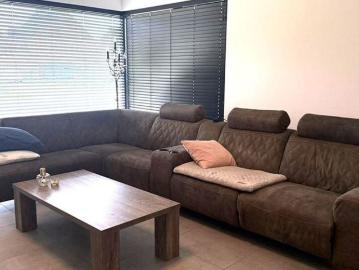 Woning te huur in Neerpelt voor € 1.625 met 3 slaapkamers