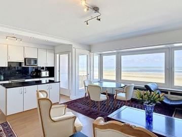 Woning te huur in Oostende voor € 1.150 met 2 slaapkamers