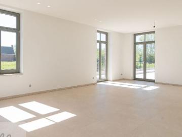 Woning te huur in Oostkamp voor € 1.350 met 3 slaapkamers