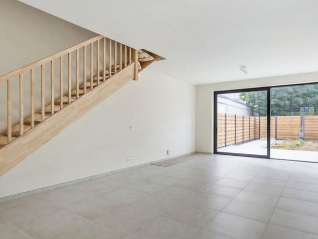 Woning te huur in Oostnieuwkerke voor € 995 met 3 slaapkamers